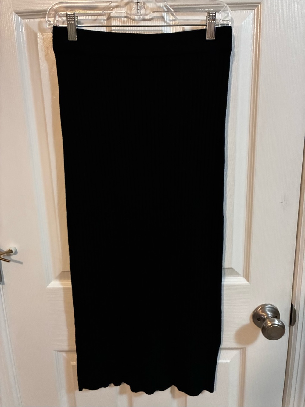 Max Studio Black Ribbed Maxi Skirt